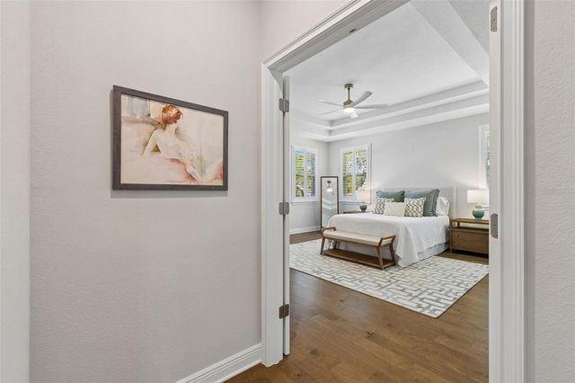 3401 W PEARL AVE, Tampa, FL 33611