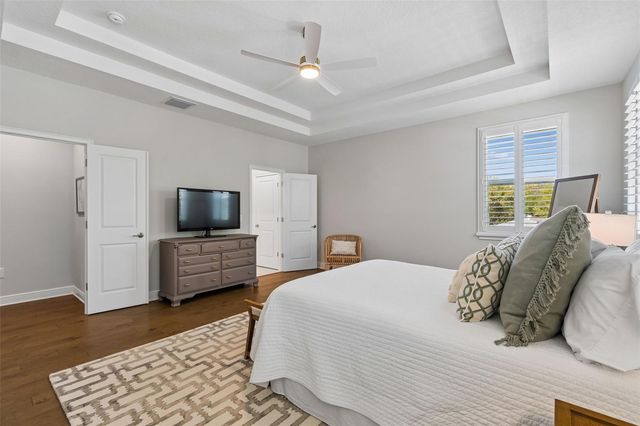 3401 W PEARL AVE, Tampa, FL 33611