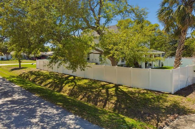 3401 W PEARL AVE, Tampa, FL 33611