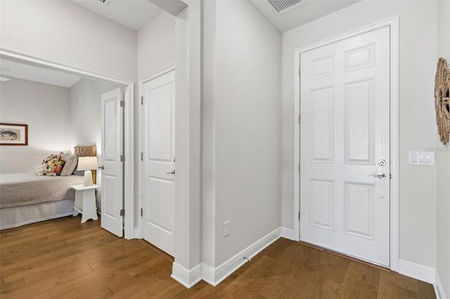 3401 W PEARL AVE, Tampa, FL 33611