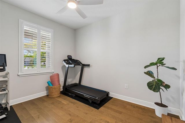 3401 W PEARL AVE, Tampa, FL 33611