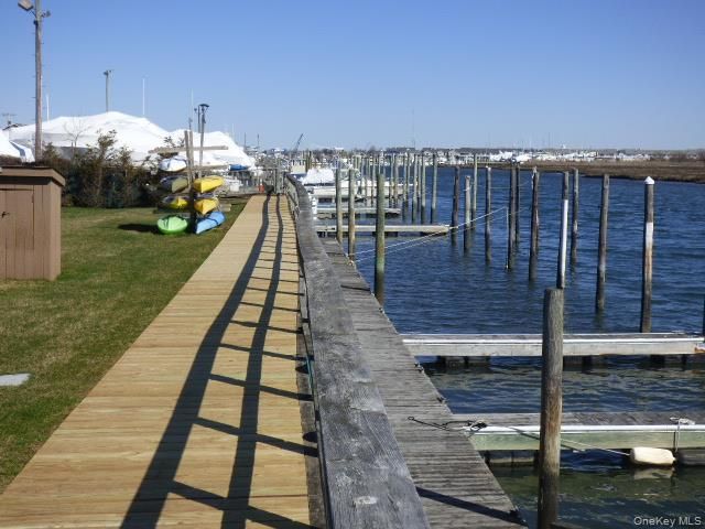 1 Anchorage Way 1401, Freeport, NY 11520