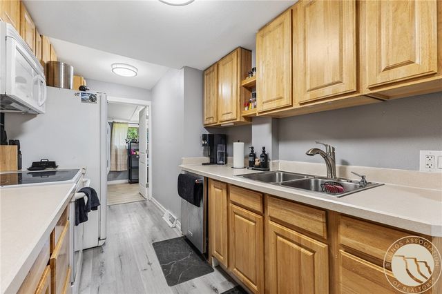 823 N 18th St, Billings, MT 59101