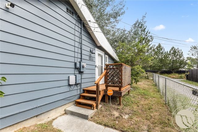 823 N 18th St, Billings, MT 59101