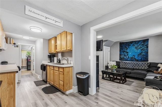 823 N 18th St, Billings, MT 59101