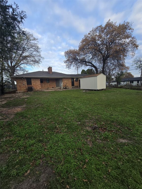 5616 Grassy Ridge Trail, Dallas, TX 75241