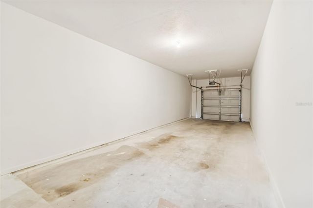 17978 VILLA CREEK DRIVE, Tampa, FL 33647