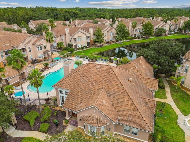 17978 VILLA CREEK DRIVE, Tampa, FL 33647