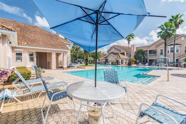 17978 VILLA CREEK DRIVE, Tampa, FL 33647