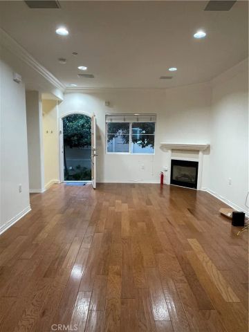 9301 Shirley Avenue 13, Northridge, CA 91324