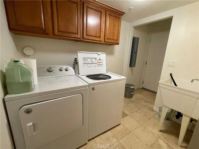 9301 Shirley Avenue 13, Northridge, CA 91324