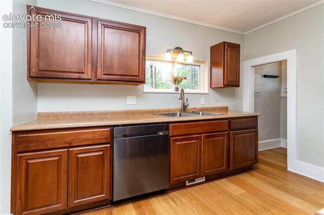 416 E Columbia Street, Colorado Springs, CO 80907