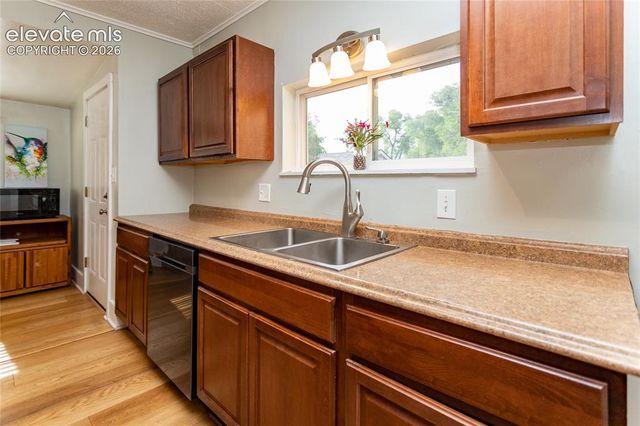 416 E Columbia Street, Colorado Springs, CO 80907