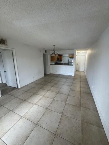 1495 LAKE CRYSTAL Drive G, West Palm Beach, FL 33411