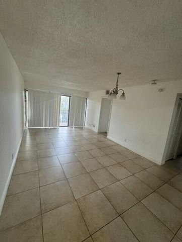 1495 LAKE CRYSTAL Drive G, West Palm Beach, FL 33411