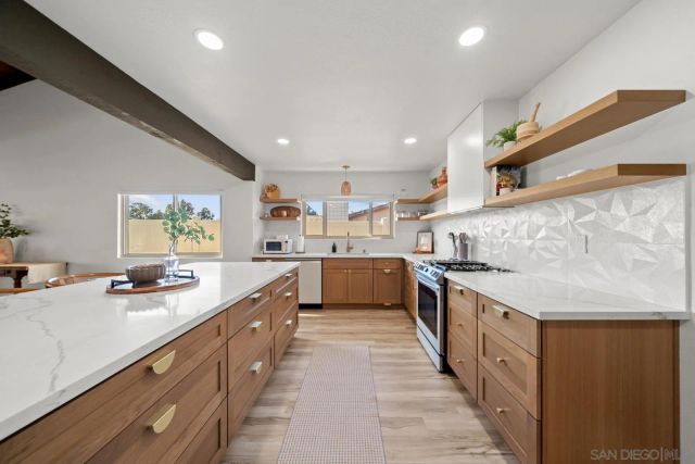 4010 Corral Canyon Rd, Bonita, CA 91902