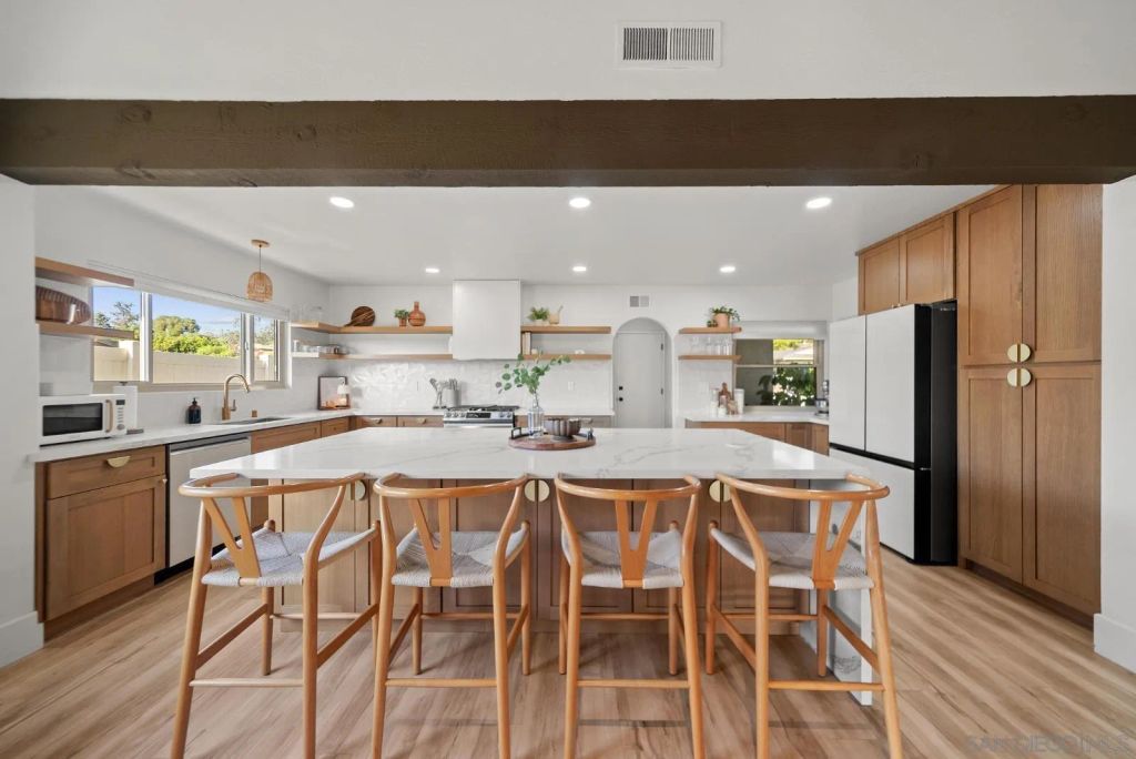 4010 Corral Canyon Rd, Bonita, CA 91902