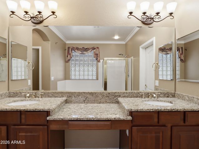 6216 W HEDGEHOG Place, Phoenix, AZ 85083