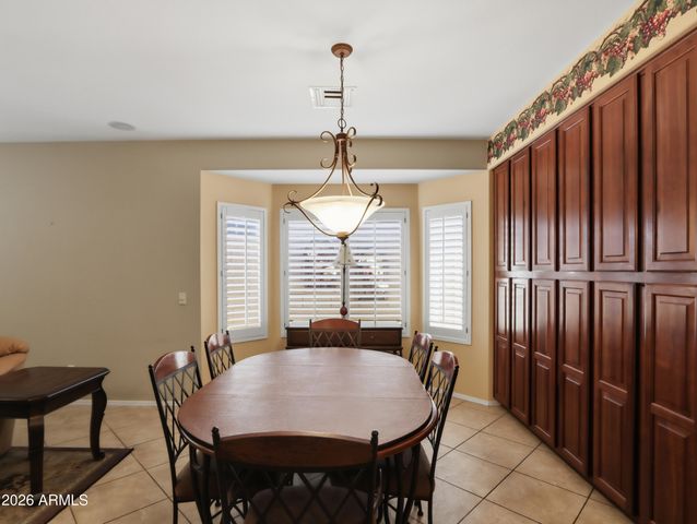 6216 W HEDGEHOG Place, Phoenix, AZ 85083