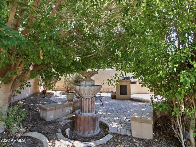6216 W HEDGEHOG Place, Phoenix, AZ 85083