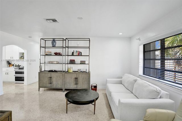 280 NE Spanish Ct 280, Boca Raton, FL 33432