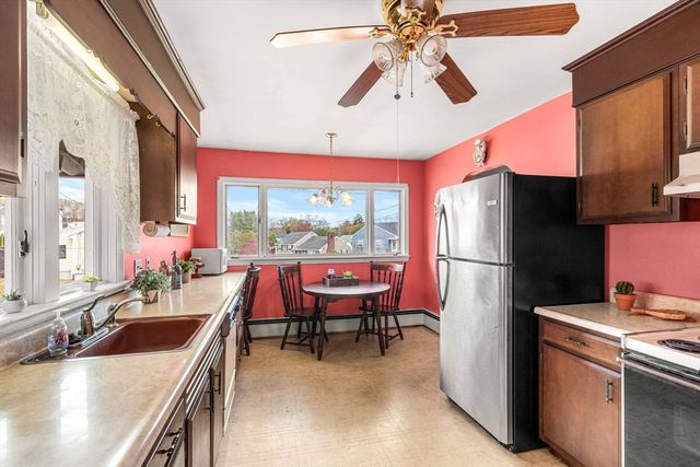 14 Wilson Rd, Wakefield, MA 01880