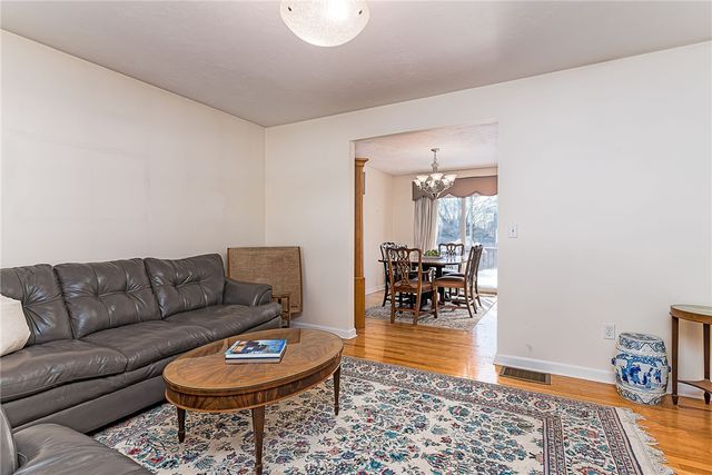 173 Russell Drive, Tiverton, RI 02878