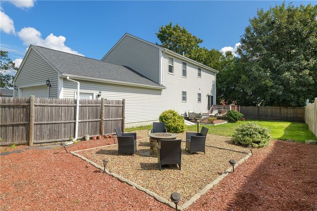 173 Russell Drive, Tiverton, RI 02878