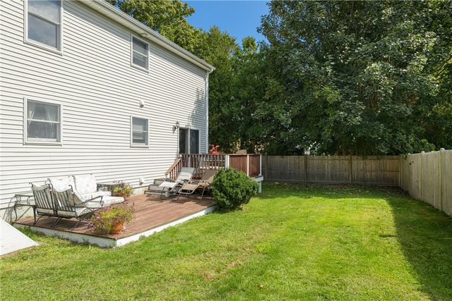 173 Russell Drive, Tiverton, RI 02878