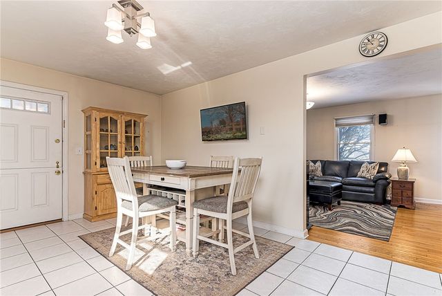 173 Russell Drive, Tiverton, RI 02878