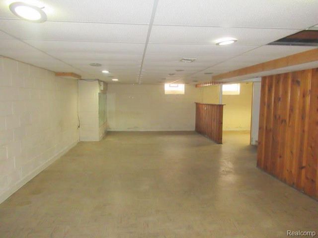 17716 Veronica Avenue, Eastpointe, MI 48021