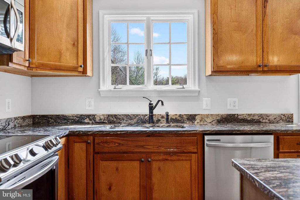 Image 17 of property listing at 19635 EAGLE MILL RD, Parkton, MD 21120