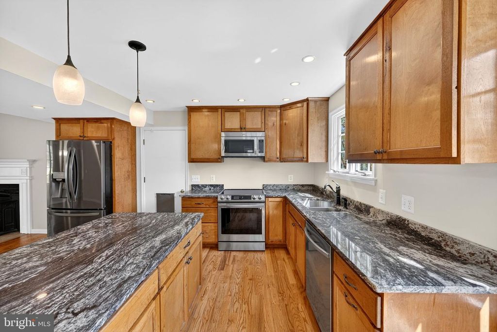 Image 21 of property listing at 19635 EAGLE MILL RD, Parkton, MD 21120