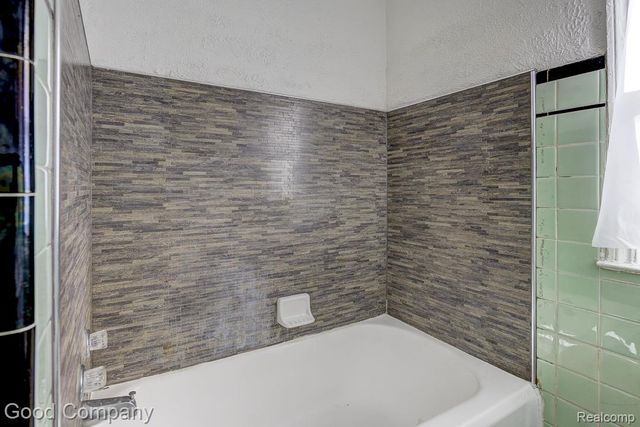 20070 Irvington Street, Highland Park, MI 48203