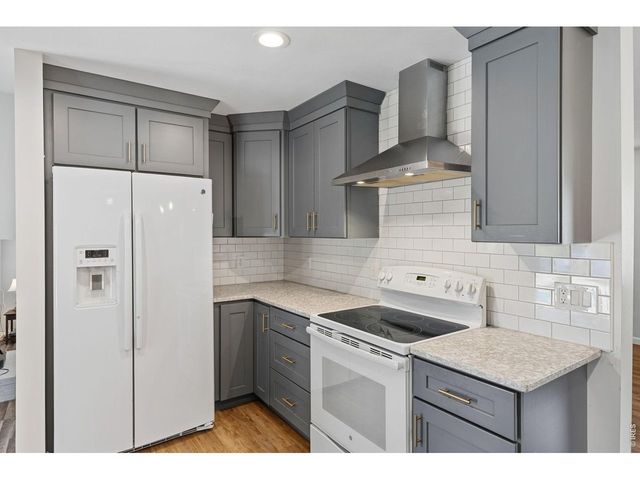 2965 S Teller St, Denver, CO 80227