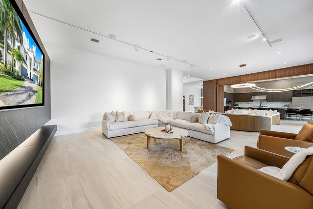 17353 Rosella Road, Boca Raton, FL 33496