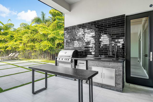 17353 Rosella Road, Boca Raton, FL 33496