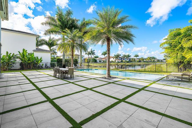 17353 Rosella Road, Boca Raton, FL 33496