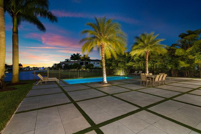 17353 Rosella Road, Boca Raton, FL 33496