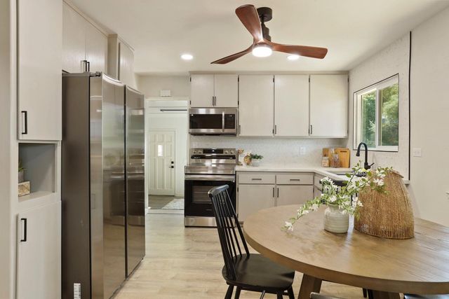 8122 Main St, Mokelumne Hill, CA 95245