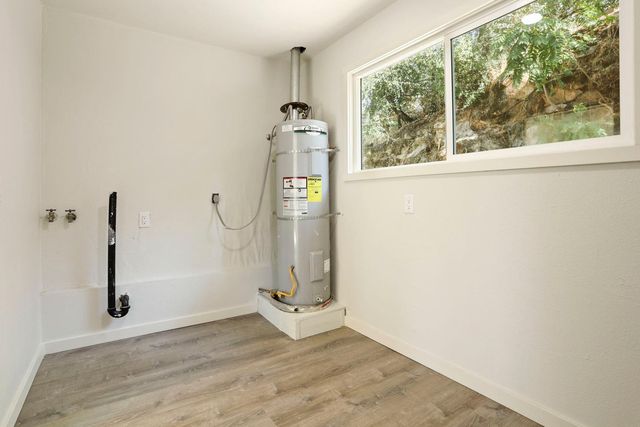 8122 Main St, Mokelumne Hill, CA 95245