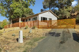 8122 Main St, Mokelumne Hill, CA 95245