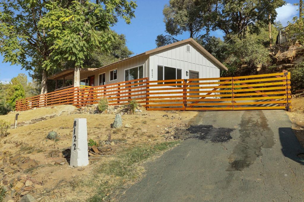 8122 Main St, Mokelumne Hill, CA 95245