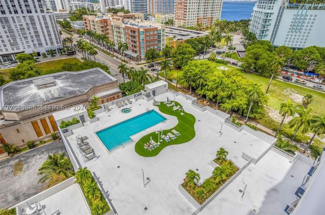 275 NE 18th St 1510, Miami, FL 33132