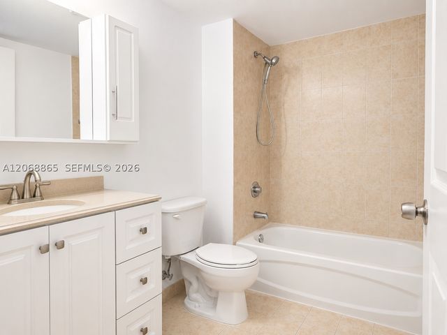275 NE 18th St 1510, Miami, FL 33132