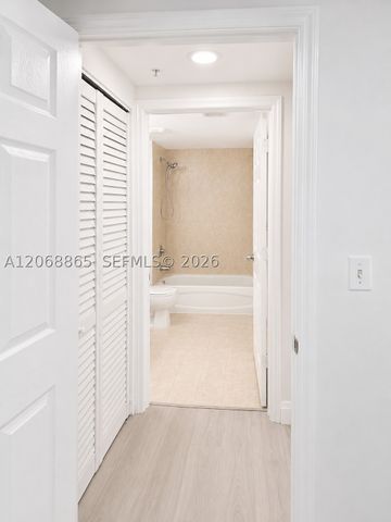 275 NE 18th St 1510, Miami, FL 33132