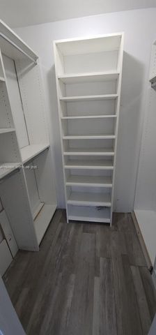 3061 NE 49th St 10, Fort Lauderdale, FL 33308