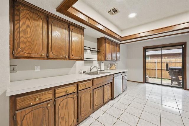 17108 Sunny Hollow Road, Edmond, OK 73012