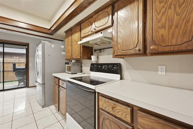 17108 Sunny Hollow Road, Edmond, OK 73012