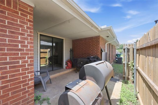 17108 Sunny Hollow Road, Edmond, OK 73012